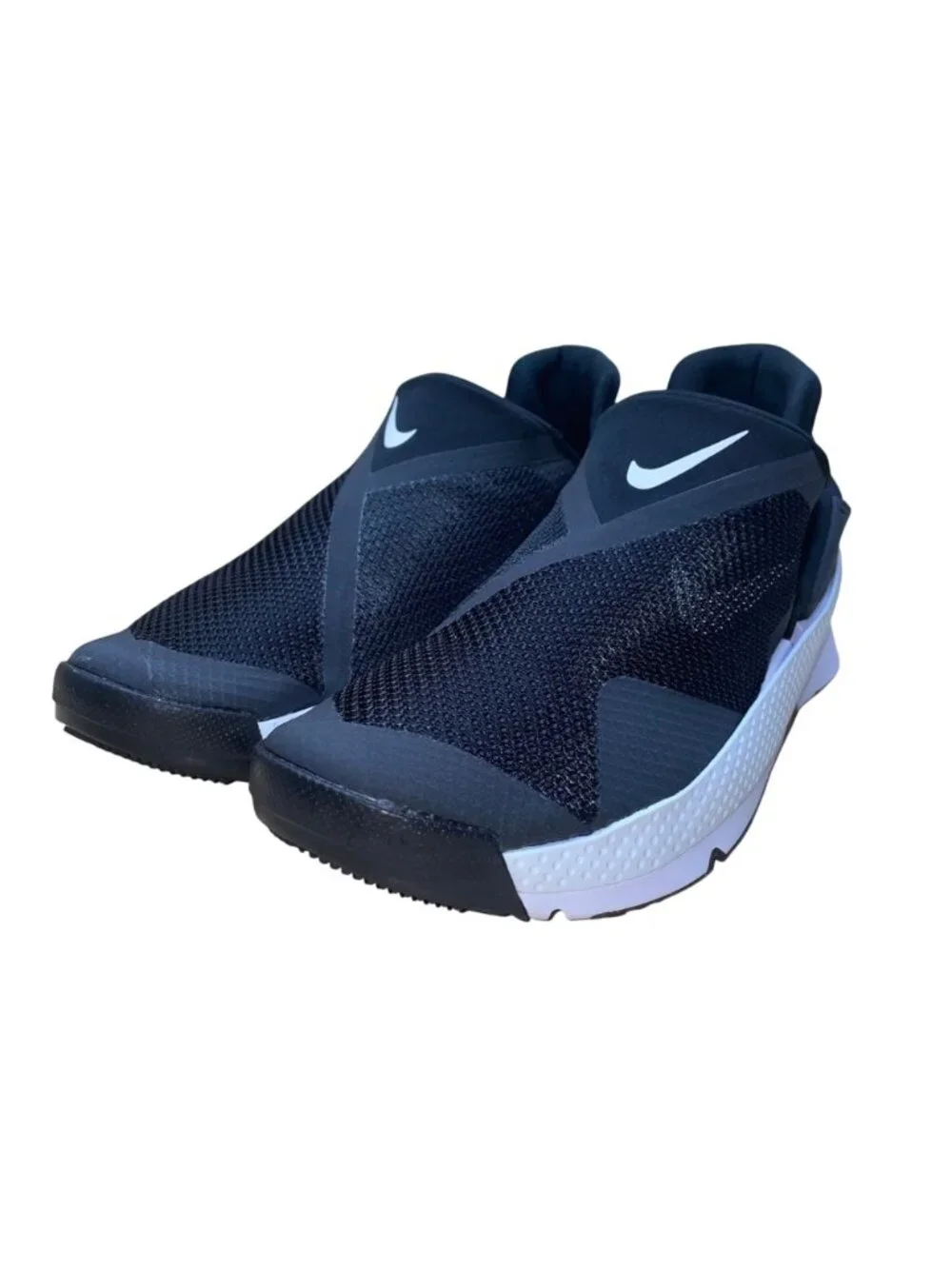 Nike Men’s Black Mesh White Mesh collapsible-heel FlyEase Sneakers Size 11.5
